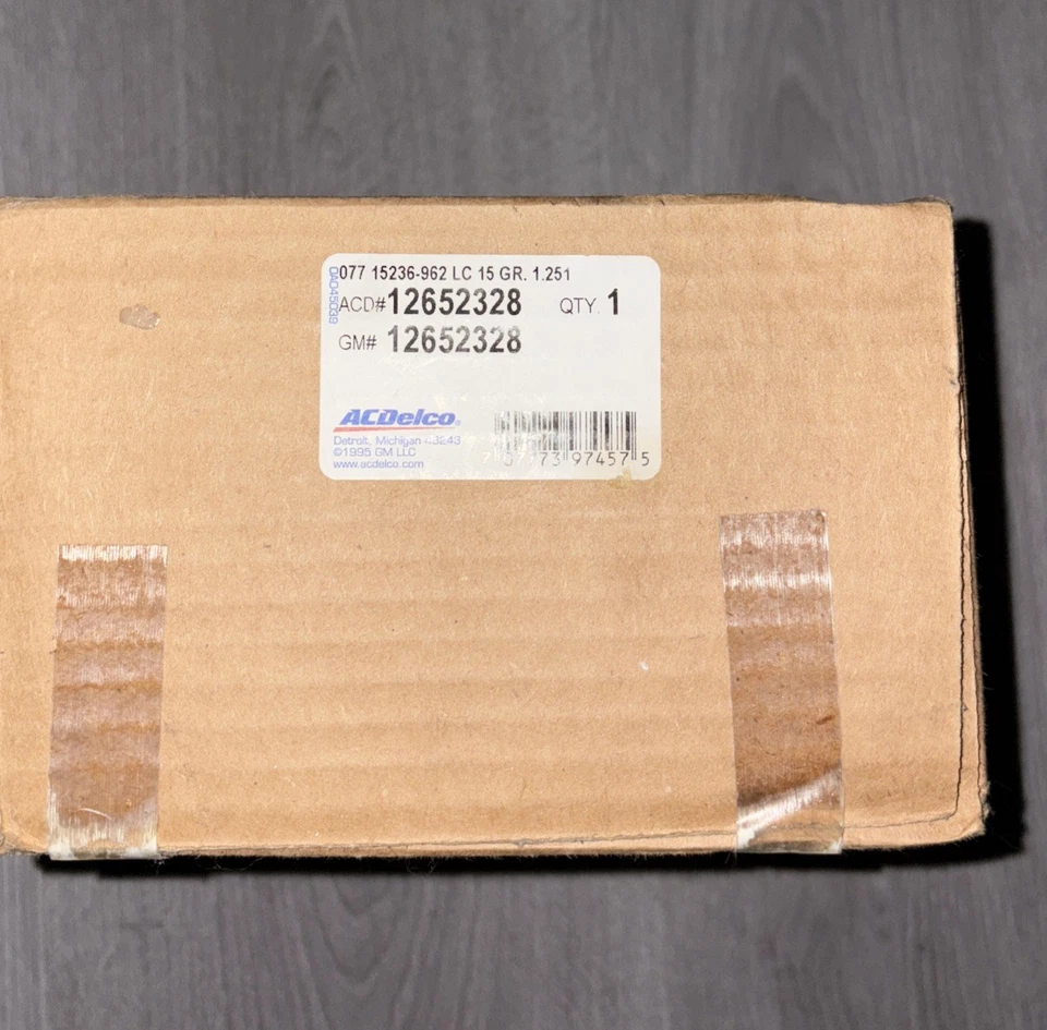 Carcasa termostato refrigerante motor Cadillac CTS STS genuino GM 2008-2014 12706566 Foto 2 de 2