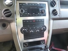 Lève vitre Jeep COMMANDER