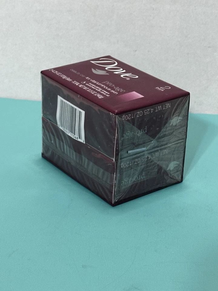 Paquete de 2 barras de jabón hidratante con aceite de oliva Dove Pro-Age Beauty de 4,25 oz Foto 2 de 4