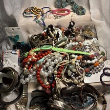Bulk Jewelry VTG, Modern, New, Mixed Lot Treasure Finds Fashion Craft 4 Lbs