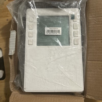 Siemens Room Unit With Temp Sensor, 8 Buttons With Time Scheduler Setting Func.