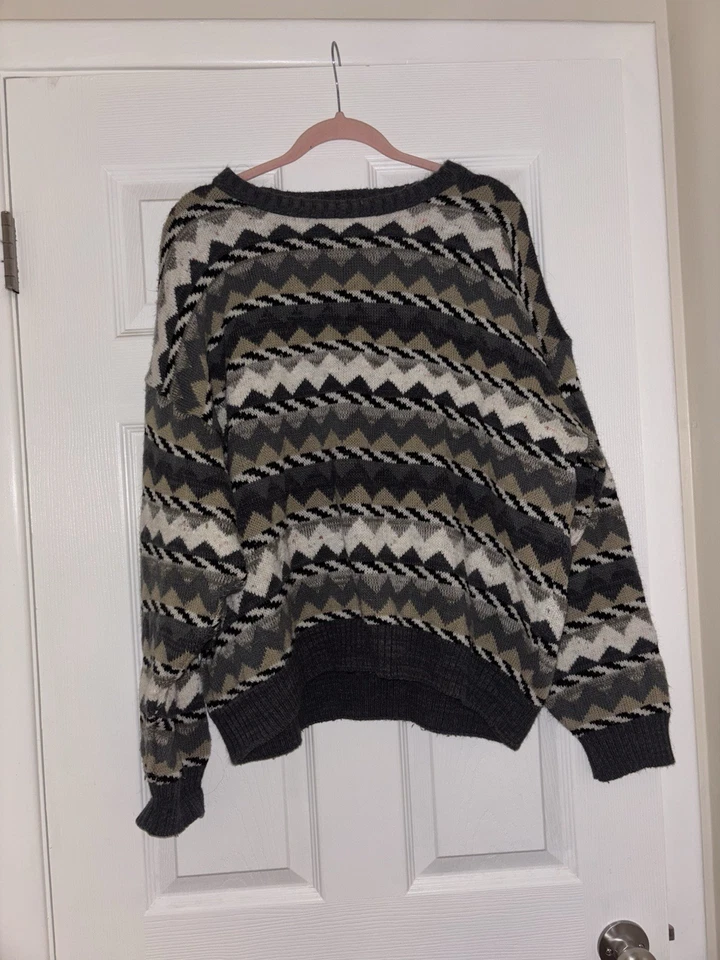 Urban Outfitters Imports Vintage 90’s sweater men’s 2 XL gray aztec print - Image 2 of 3