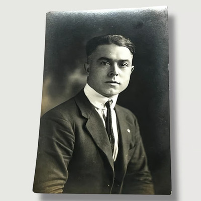 Postcard Unidentified Handsome Man Portrait E707