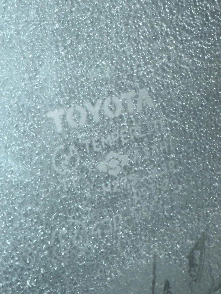 Toyota Celica 1992 puerta lateral izquierda ventana de cristal Foto 2 de 4