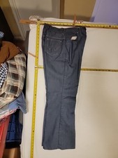 VINTAGE Wrangler Jeans Size Womens 15/16 Waist Women Made in USA Bell
