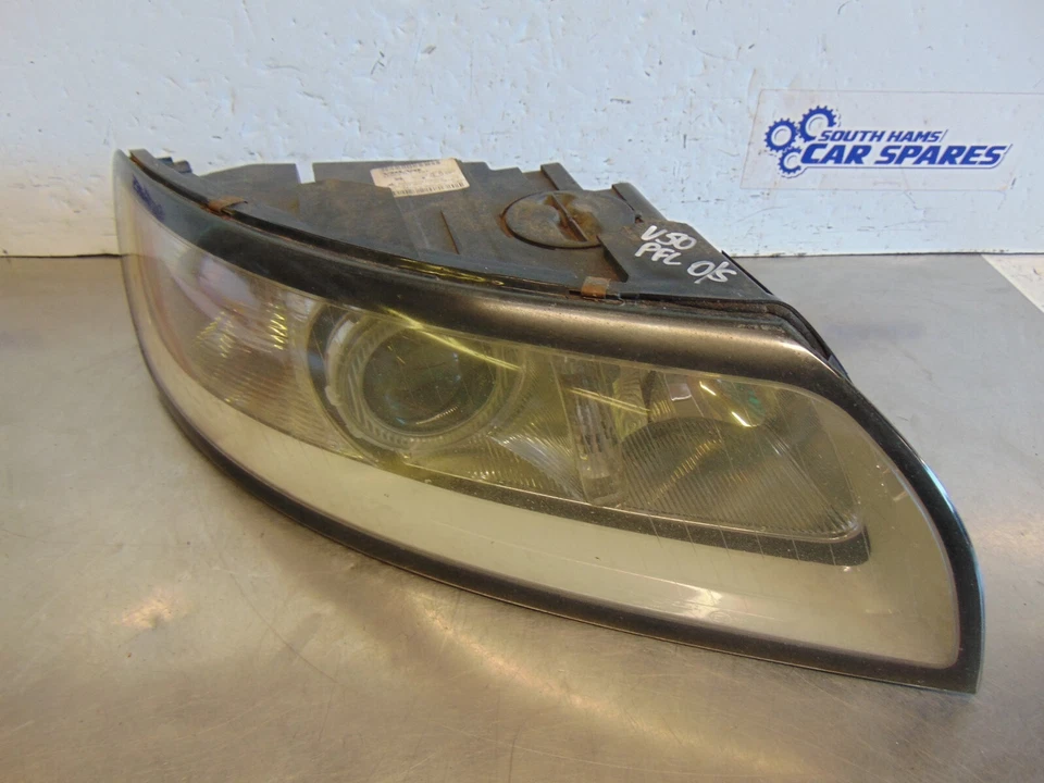 Volvo V50 Headlight 07-12 Drivers right 31265701 - Image 3 of 4