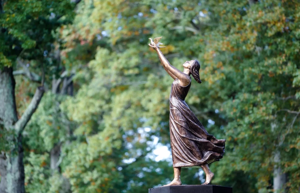 Una (1) Parcela Doble Espacio Restland Memorial Park Cemetery E. Hanover Nueva Jersey Foto 2 de 4