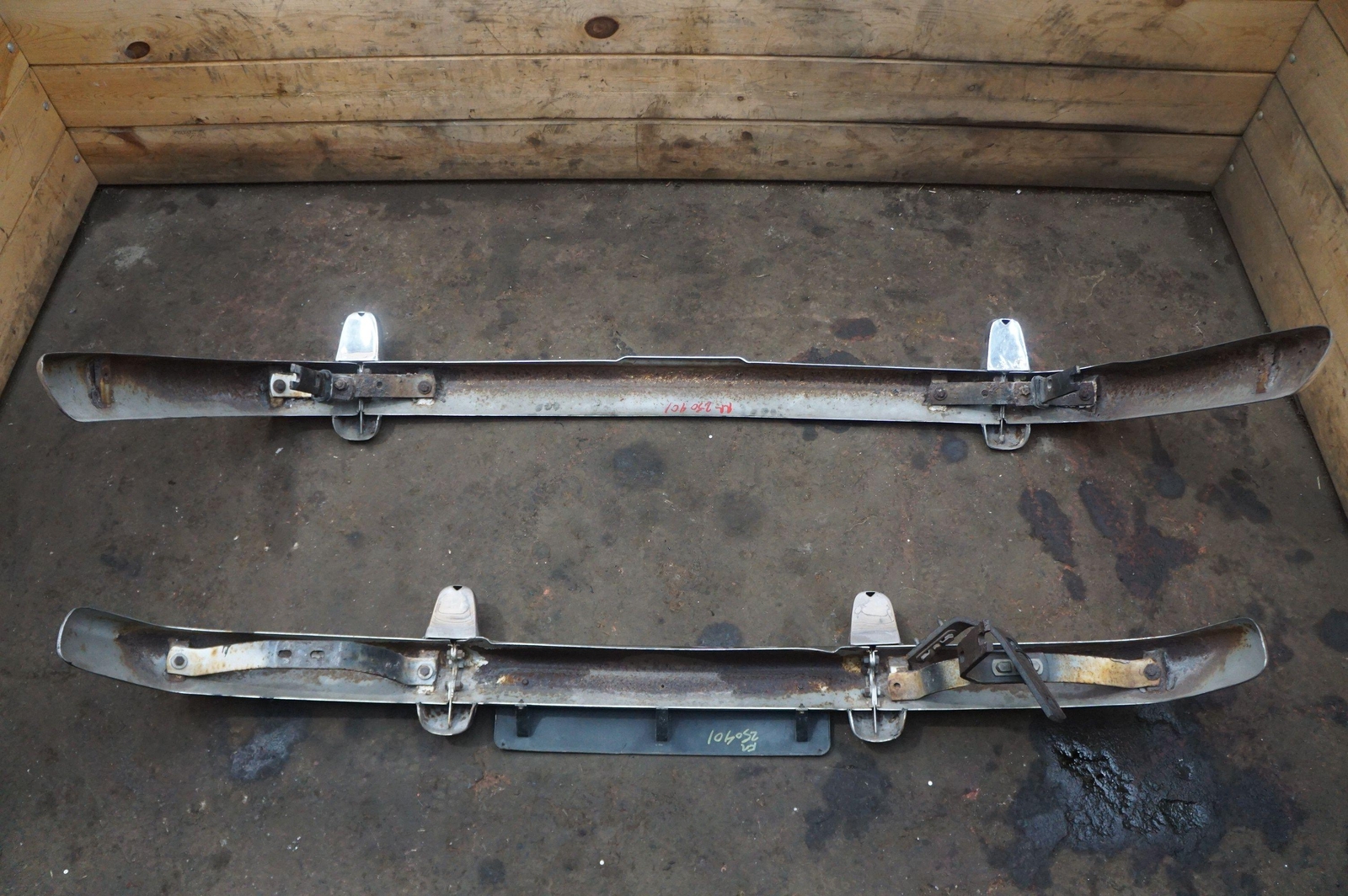Set 2 Front Rear Bumper Cover Assembly OEM Rolls Royce Silver Shadow 1973 *Note*
