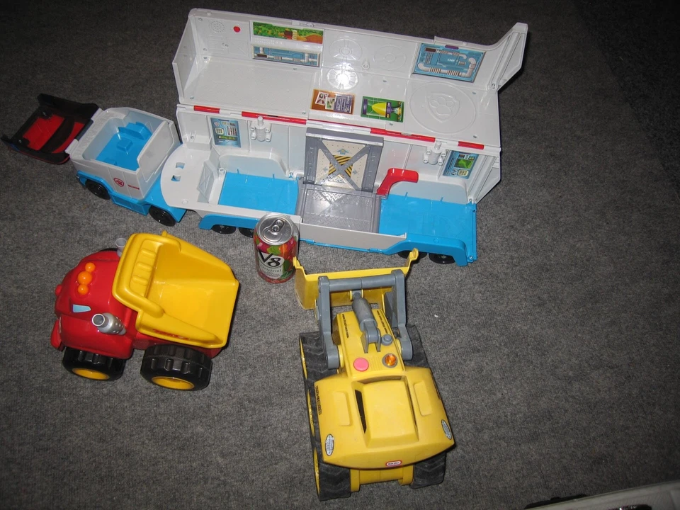 Paw Patrol más 2 más.  Tonka. Lote de tres camiones de juguete. ¡Limpio! Foto 3 de 3