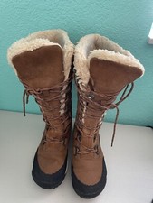 BEARPAW Lace up Isabella snow boots waterproof with wool lining Womens Size 7