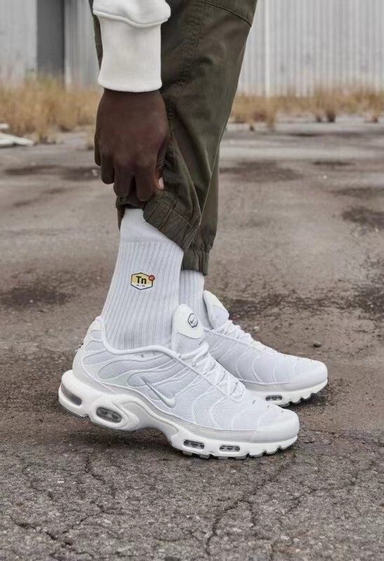 Nike Air Max Plus Mens 852630-028 サイズ30㎝ Nike Air Max Plus 