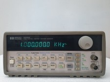HP 33120A Function / Arbitrary Waveform Generator, 15 MHz