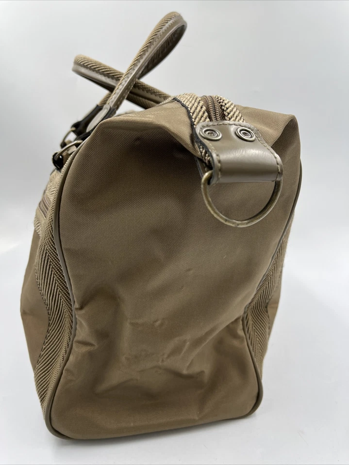 Bolso Atlantic Weekender Viaje Nocturno 15 W x 11 H x 8 D Falta Correa para el Hombro Foto 4 de 4