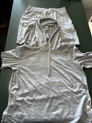 Vuori Women's Grey Matching Small Top Jacket XS Sweats and Joggers