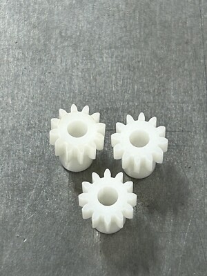 QTY 1 STOCK DRIVE PRODUCTS OR SEITZ NYLON SPUR GEAR 32 PITCH 12 TEETH 5/32'' BORE