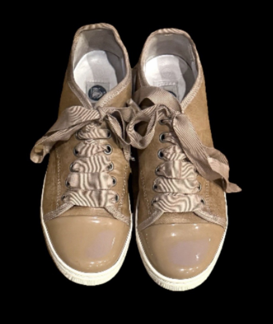 LANVIN Women’s Tan Leather With Patent Leather Cap Toe Sneakers Size 37/7