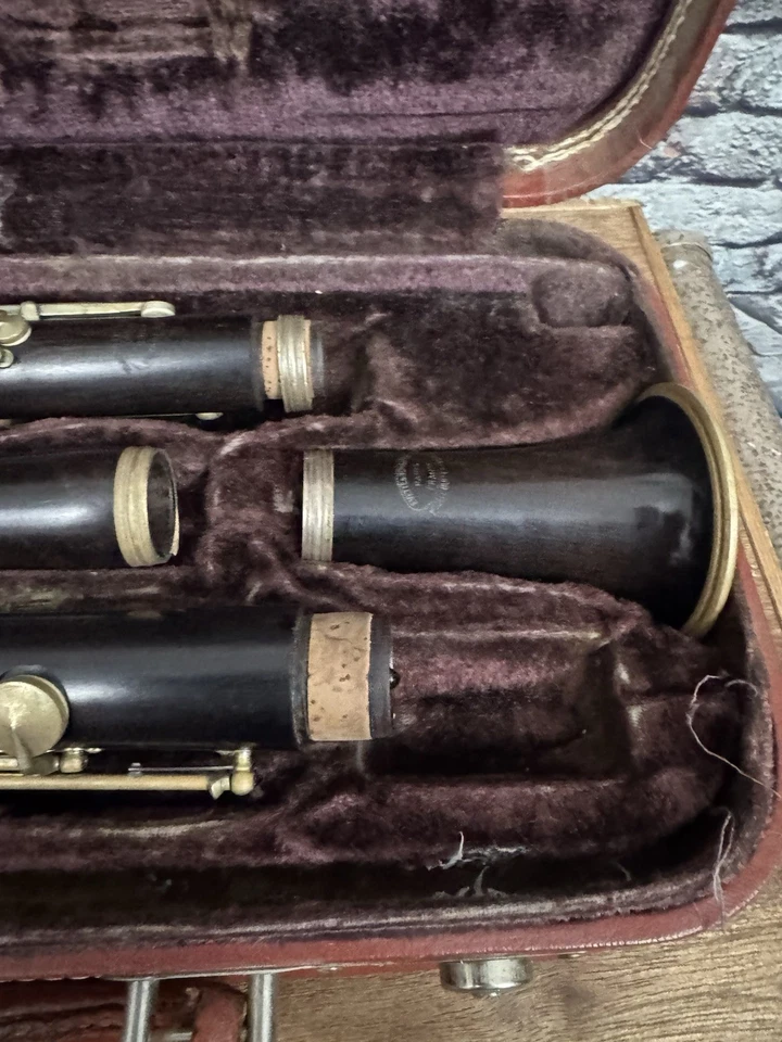 Clarinete de madera Evette & Schaeffer by Buffet Crampon París Francia vendido con estuche Foto 3 de 4