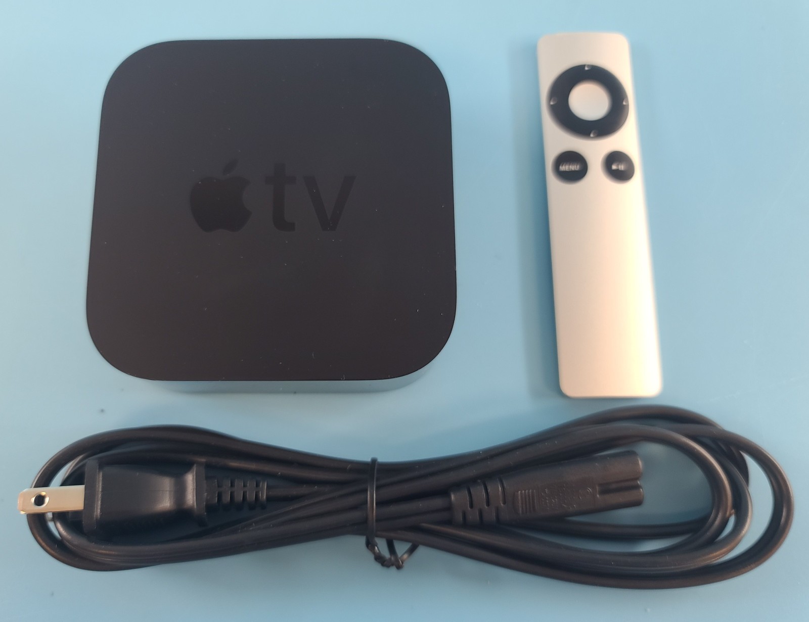 Apple TV HD 4th Gen A1625 MR912LL/A 2GB RAM 32GB w/Power Cab