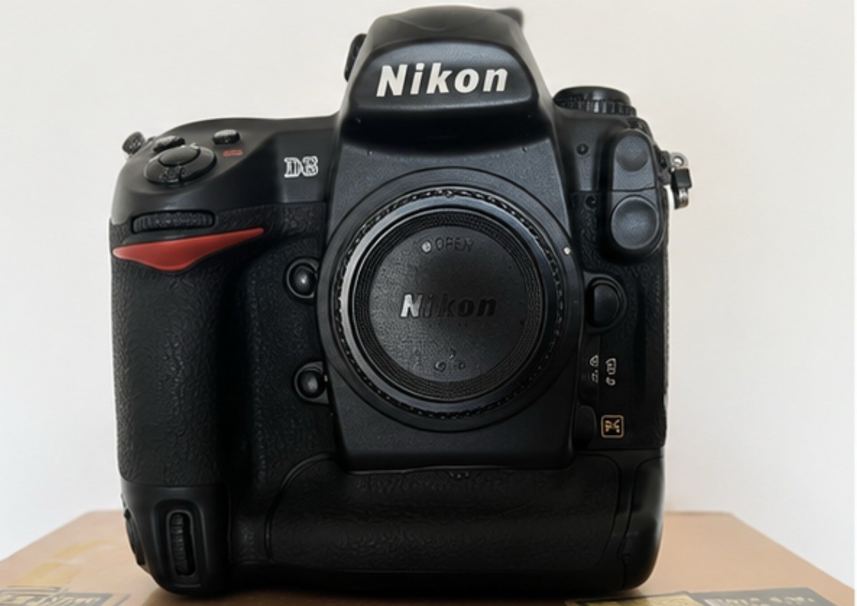 Nikon D3 DSLR solo corpo nero con scatola manuale accessori, 19716 scatti