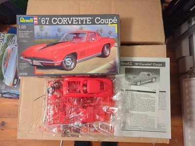 Modellbausatz von 1997 * '67 Corvette Coupé * Revell * 1:25 * 07308