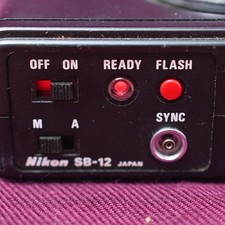 Nikon Speedlight SB-15 TTL FLASH UNIT WITH CA...
