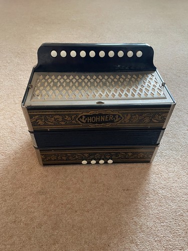 Hohner Vienna Diatonic Button Accordion