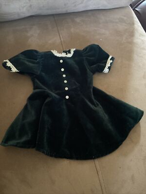 molly's christmas dress American Girl - Mollys christmas dress