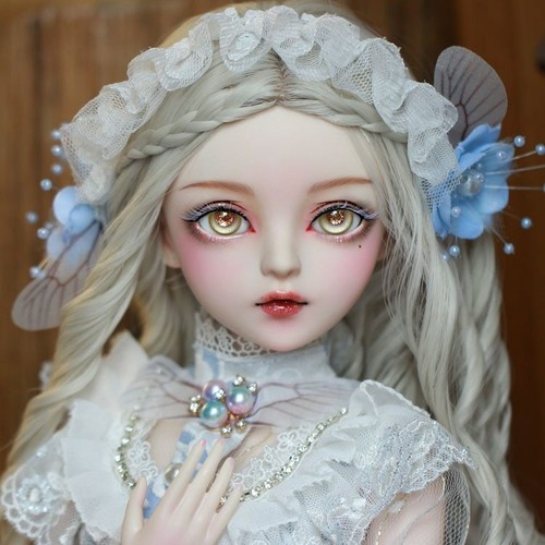 BJD 1/3 Ball Jointed Doll Girl With Handpainted Face Makeup Wigs Eyes