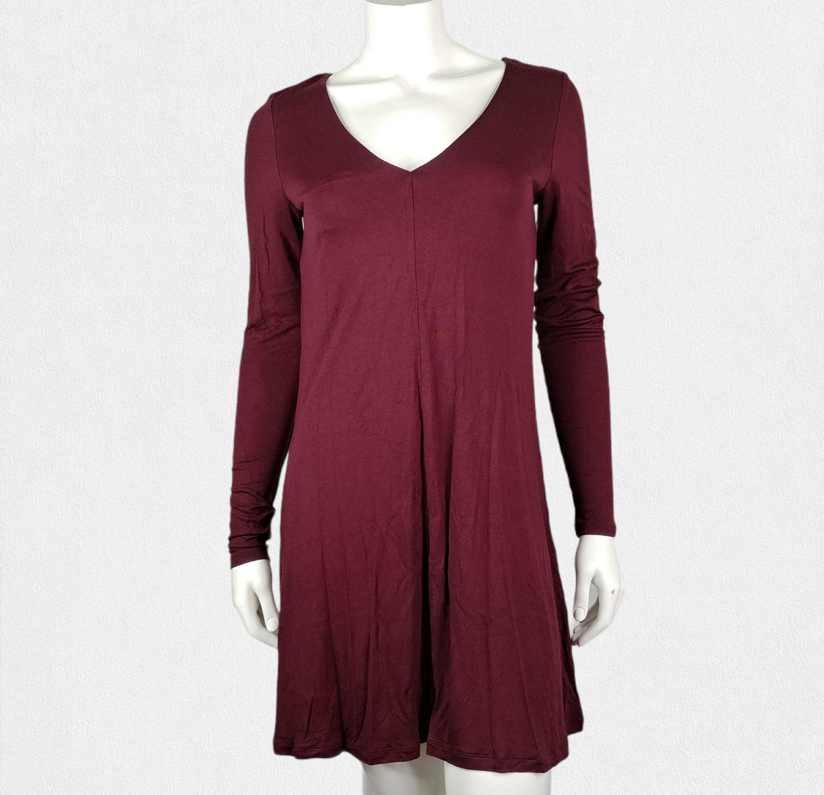 Long-sleeved Jersey Dress Plum/Red Wine Color Size Small by H&M Basic Long-sleeved Jersey Dress Plum/Red Wine Color Size Small by H&M Basic