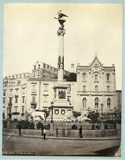 Italia, Napoli. Colonna dei Martiri  Vintage albumen print. Italy.  Tirage a