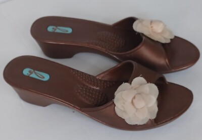 OKA B Womens M (7) Copper Brown Rubber Slide Wedge Sandals Rosette