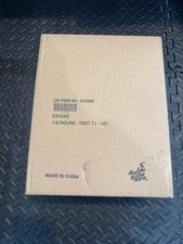 Brand New Hot Toys DX33AE The Dark Knight Joker - Artisan Edition - Sealed