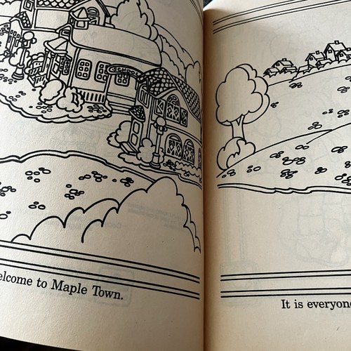 Vintage Maple Town A Big Coloring Book Golden 1987 Tonka Corp raro mai usato NOS - Foto 7 di 13