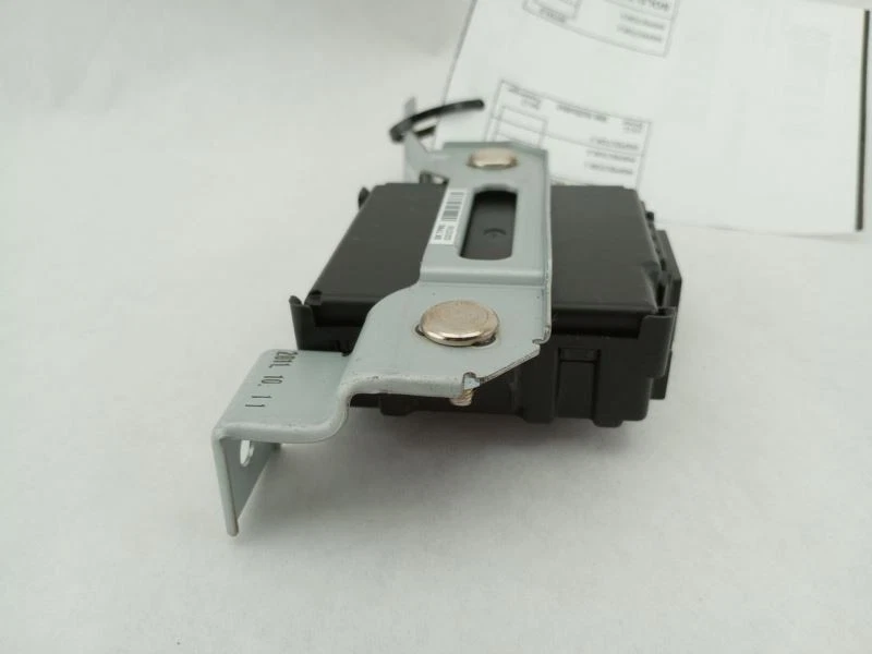 Módulo de control de suspensión Hyundai Genesis 2.0T cupé para 2009-2012 Foto 3 de 4