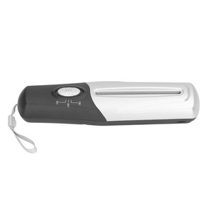 Déchiqueteuse de papier Mini USB Déchiqueteuse de papier électrique pour le bureau d'école à domicile 4mm✈