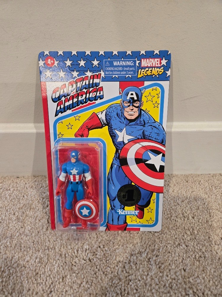 Hasbro Marvel Legends Retro Captain America 1st Edition 3.75