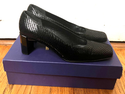 Vtg Stuart Weitzman Count Black Diamondback Size 6.5B Block Heel Pumps Slip On