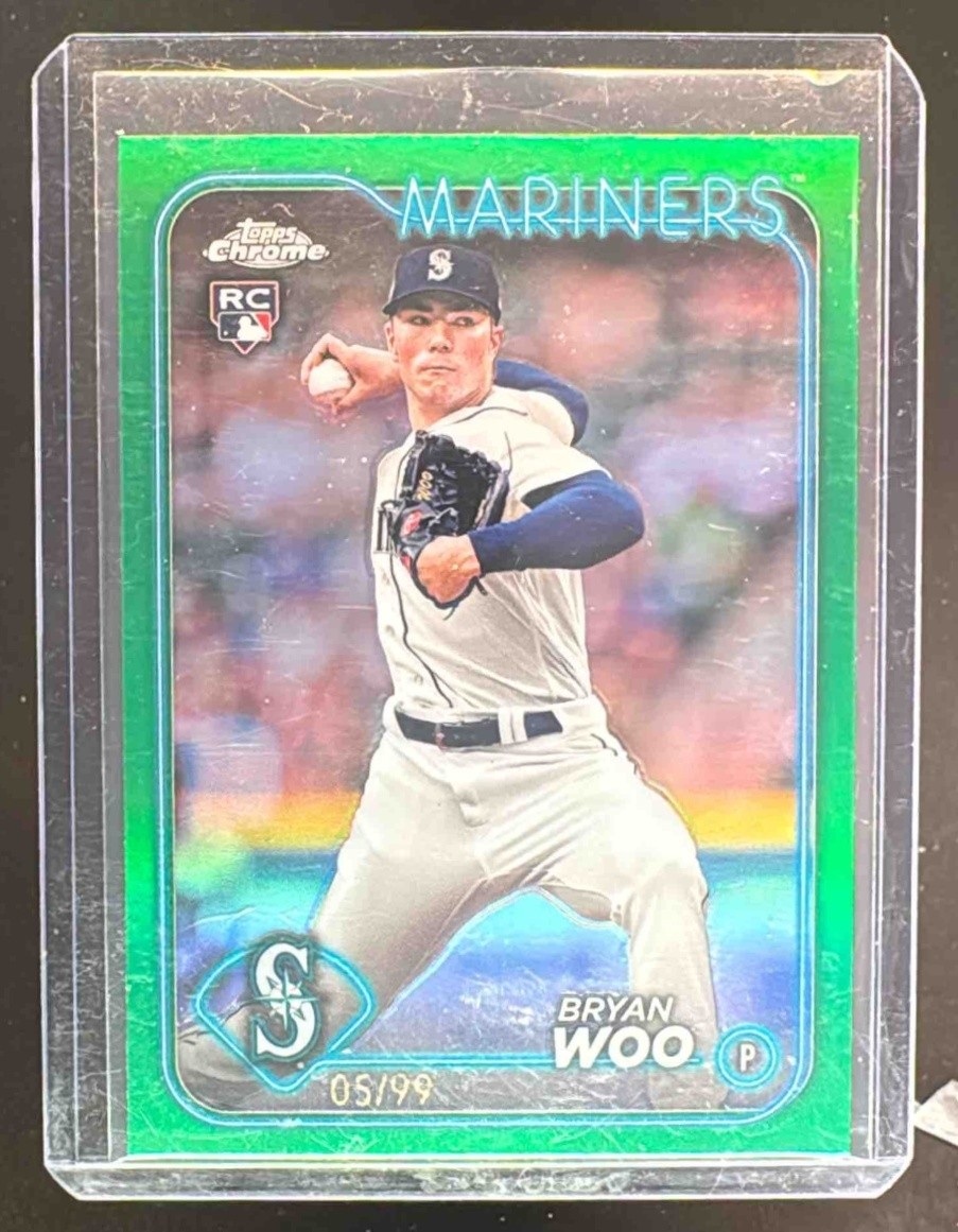 Bryan Woo 2024 Topps Chrome #172 Green Refractor Rookie RC /99