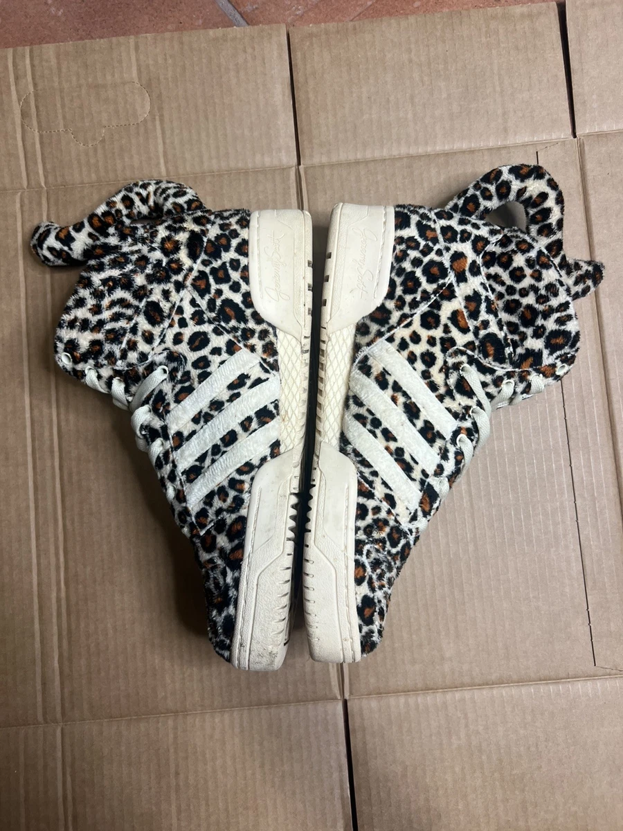 Preços baixos em adidas Jeremy Scott Leopard Tail Sandstorm | eBay