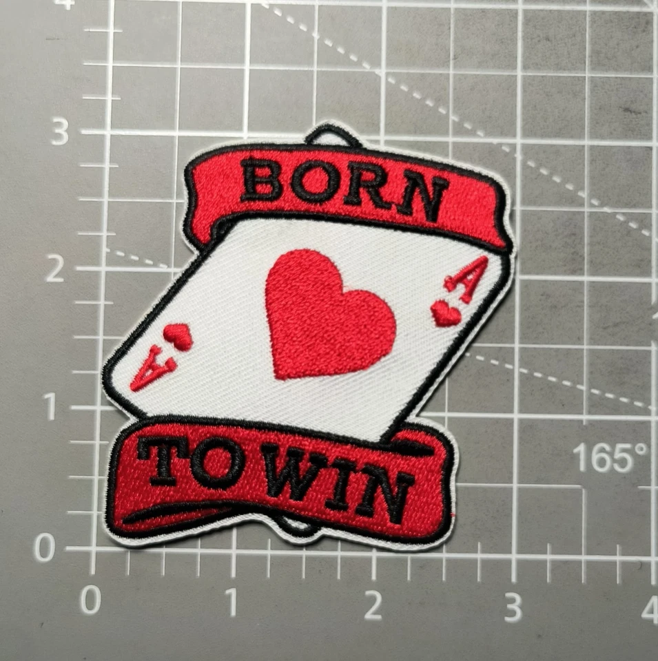 Born to Win Parche As de Corazones Tarjeta de Juego 3.15x3" Bordado Planchado Foto 2 de 3