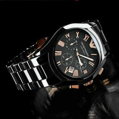 MONTRE EMPORIO ARMANI Chrono Date avec Boitier Bracelet Céramique. 299,00€ NEUVE - Photo 1/4