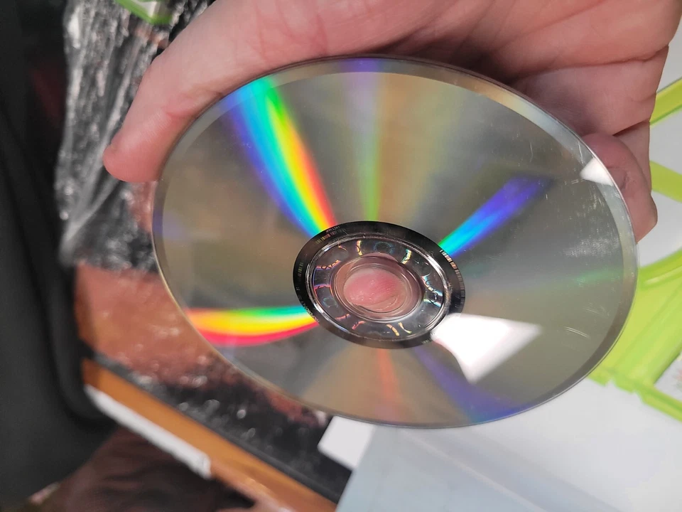 Jurassic The Hunted Xbox 360 CIB Tested EN/FR Free Shipping in Canada !! - Image 4 of 4