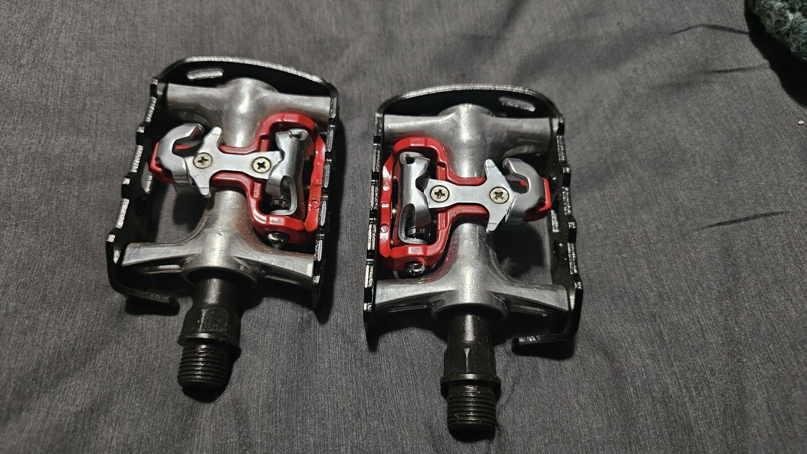 Picture 1 of 3
