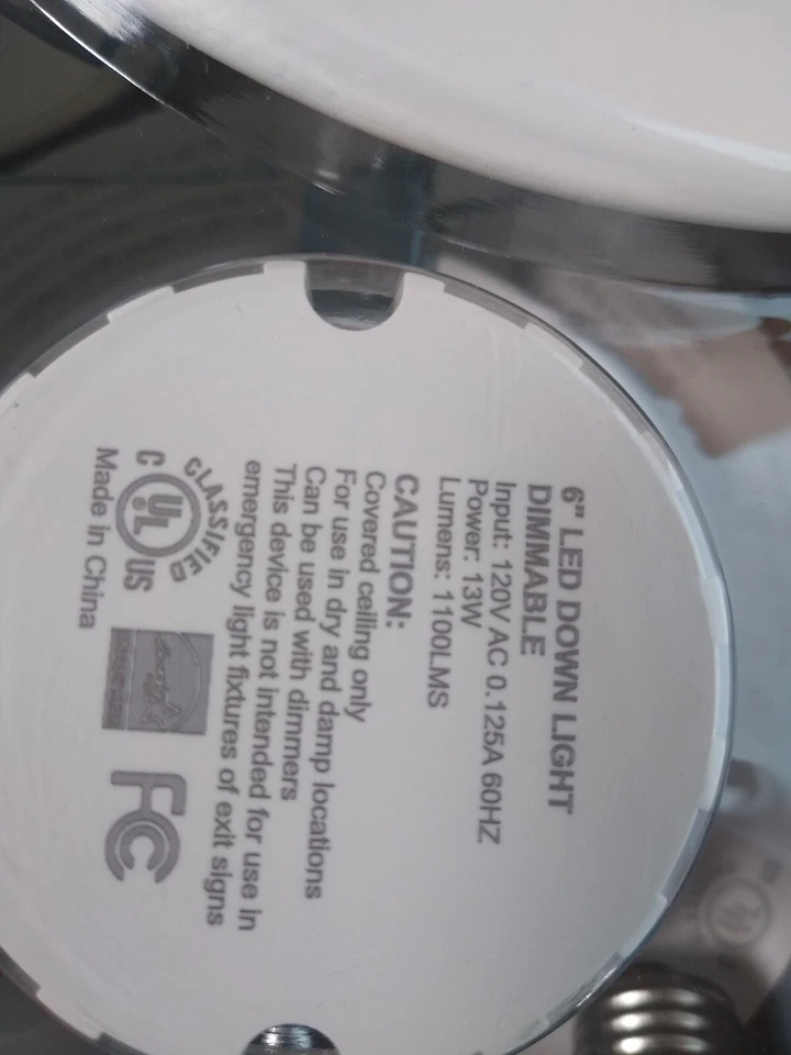 Nuevo Kit de Reequipamiento Shine Hai 6 Pulgadas 9W Empotrado DownLight LED Regulable Caja de 4 Foto 2 de 3