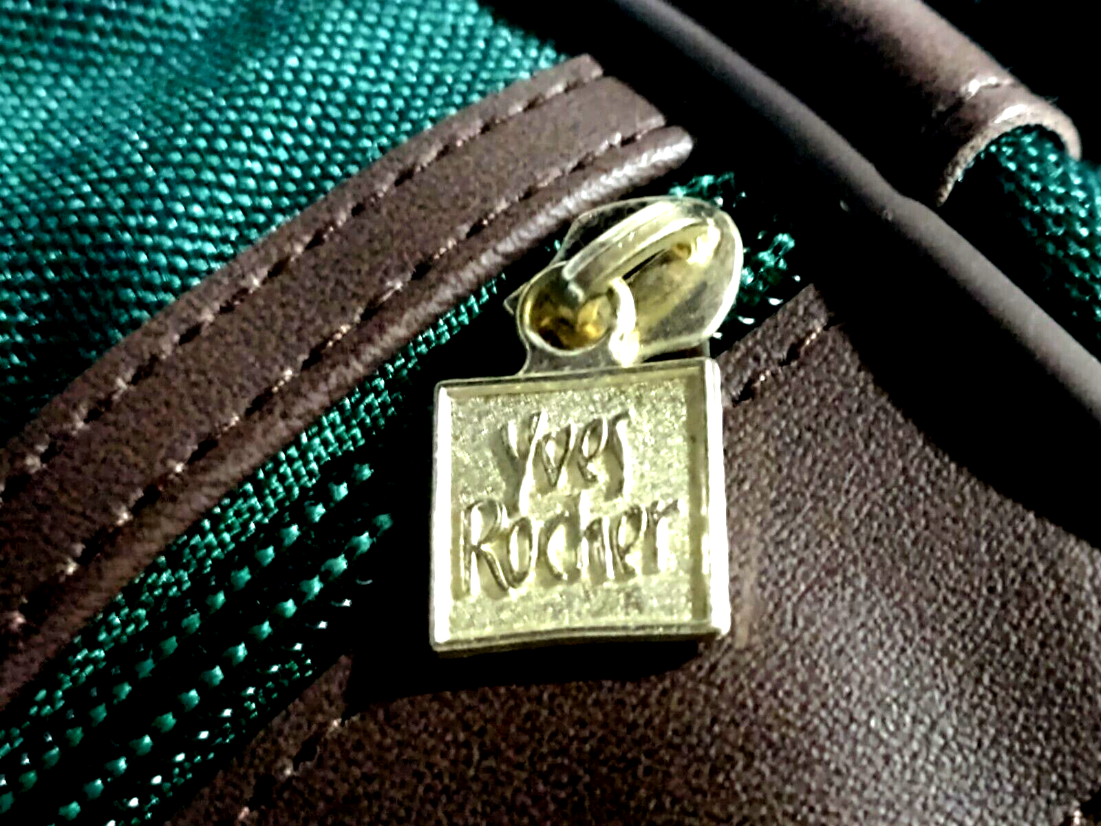 SAINT LAURENT Borsa da viaggio verde borsetta borsetta nuova con scatola Yves Rocher superiore zip inferiore tracolla regolabile