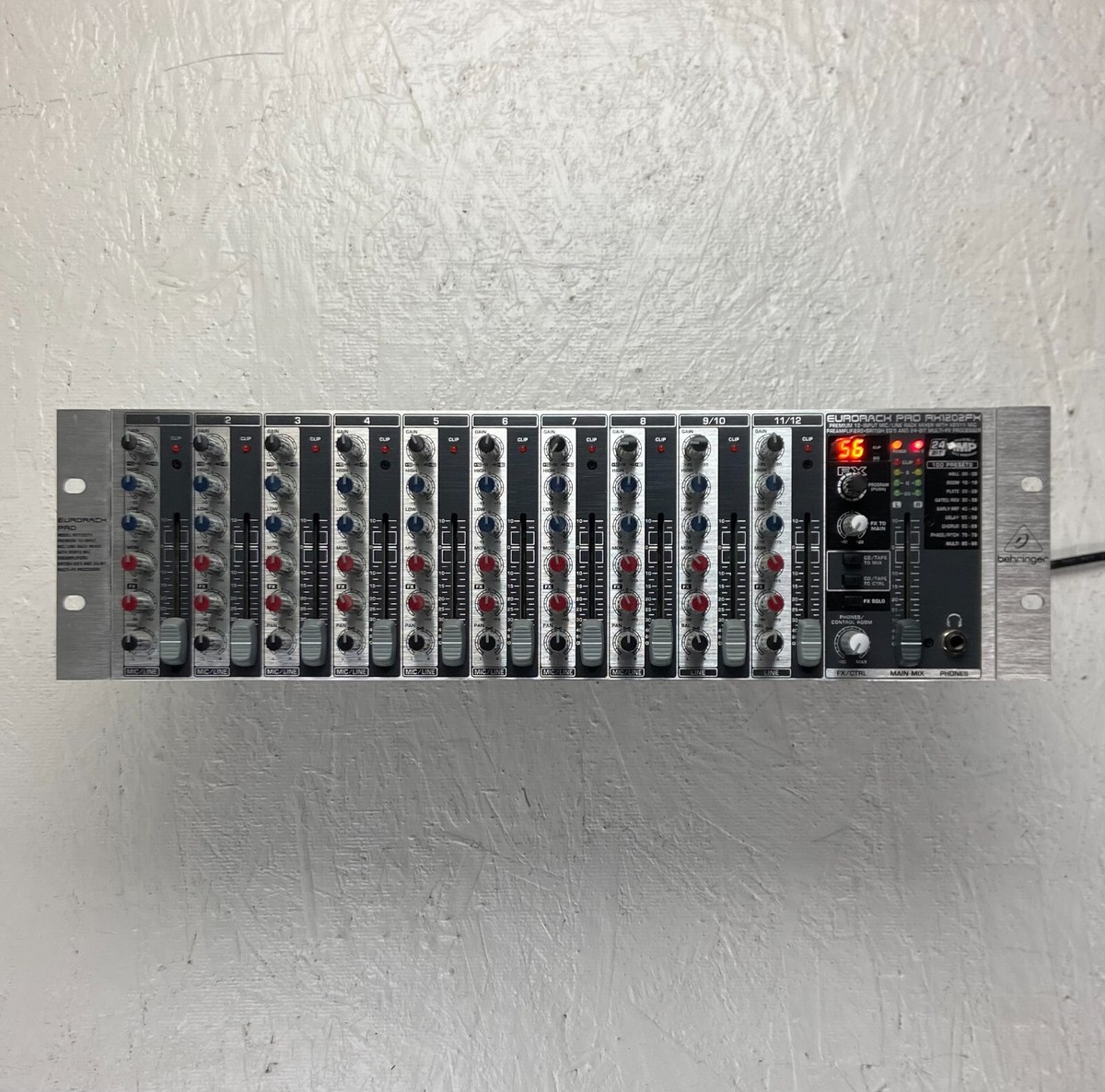 Behringer Eurorack Pro RX1202FX Premium Rackmount Mixer With