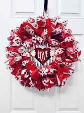 Valentine  s Day wreaths for front door, Valentines Day Decor, Seasonal Wreath