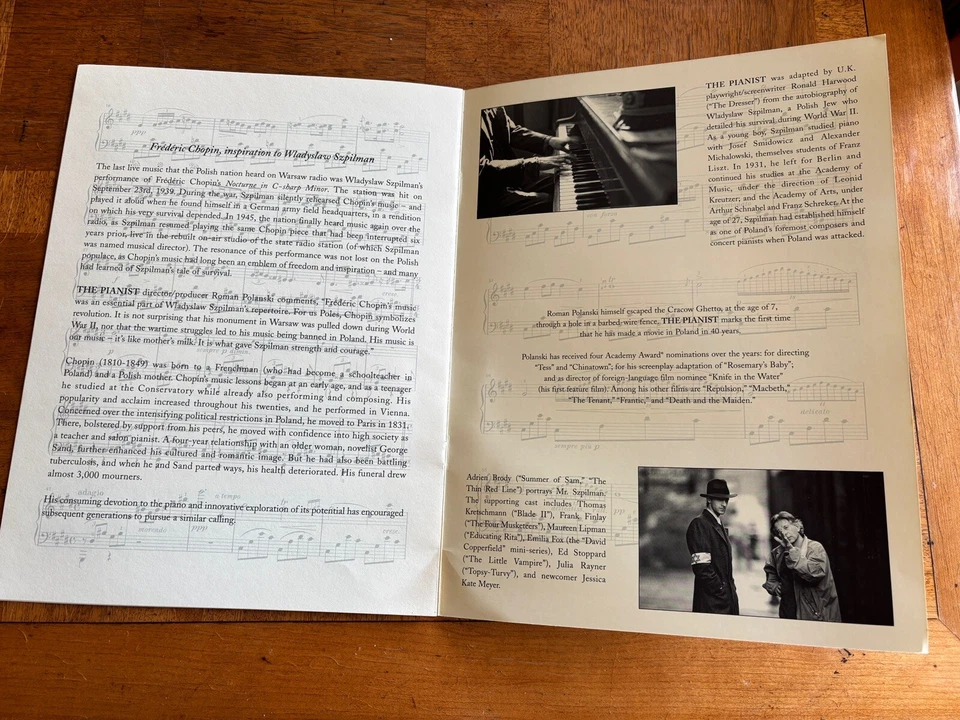Folleto de prensa de películas The Pianist con música e imágenes de Chopin - Adrien Brody Foto 4 de 4