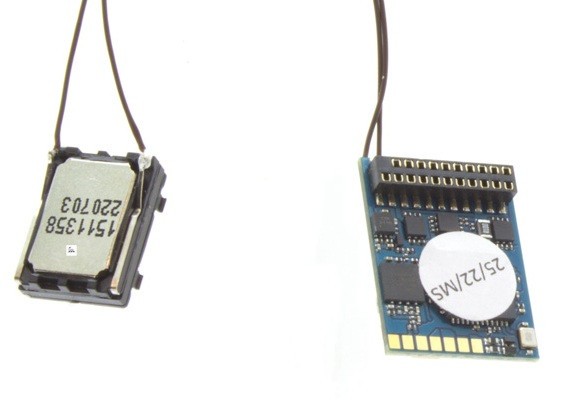 Décodeur de fonctions sonore vierge ESU 58219 LokSound Fx V5 avec interface NEM 660 à 21 broches