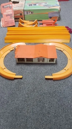 Hot Wheels Super Charger Sprint Set-Vintage